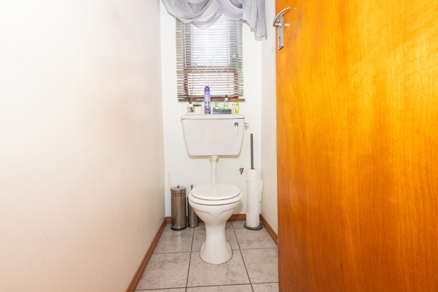 3 Bedroom Property for Sale in Windsor Park Western Cape